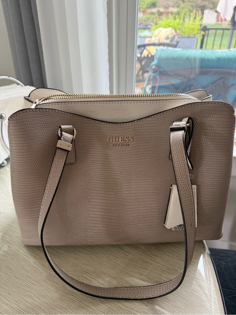 GUESS Beige Taupe Textured Zip-Top Tote